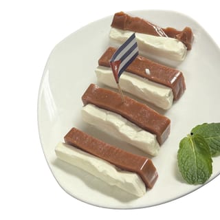 Guayaba Y Queso Crema